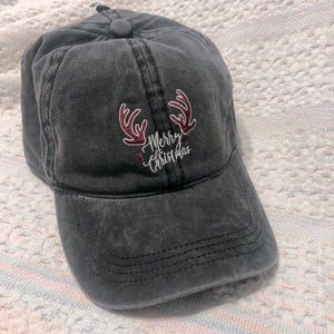 David and Young Christmas holiday baseball hat * NEW